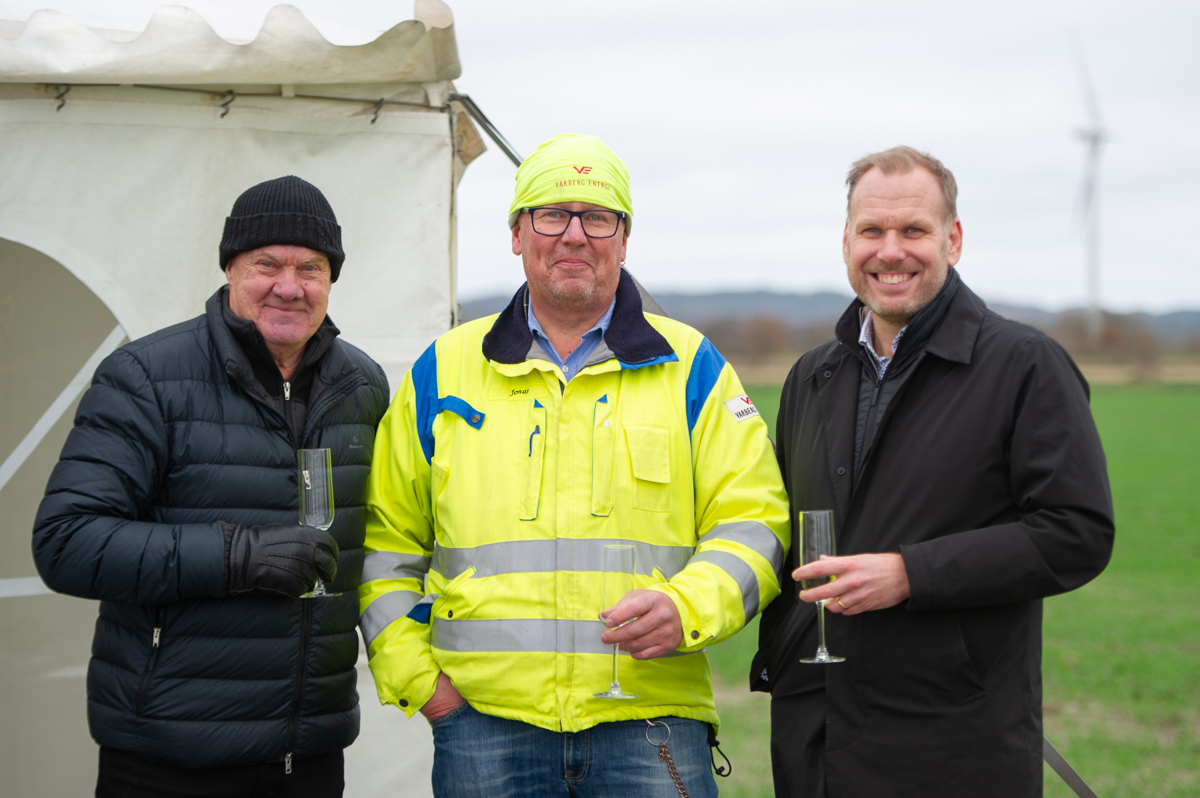 Invigning av Bäckagård besökare